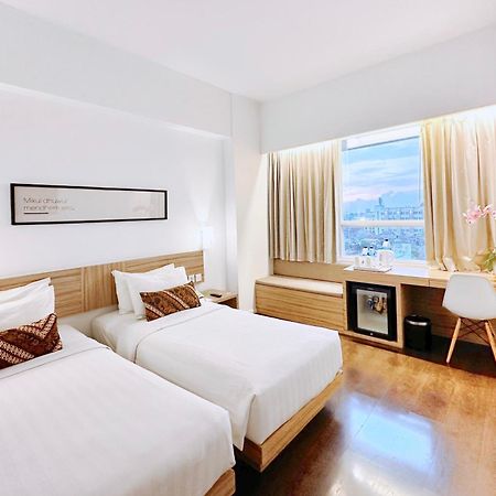 Grand Zuri Malioboro Hotel Yogyakarta Kültér fotó