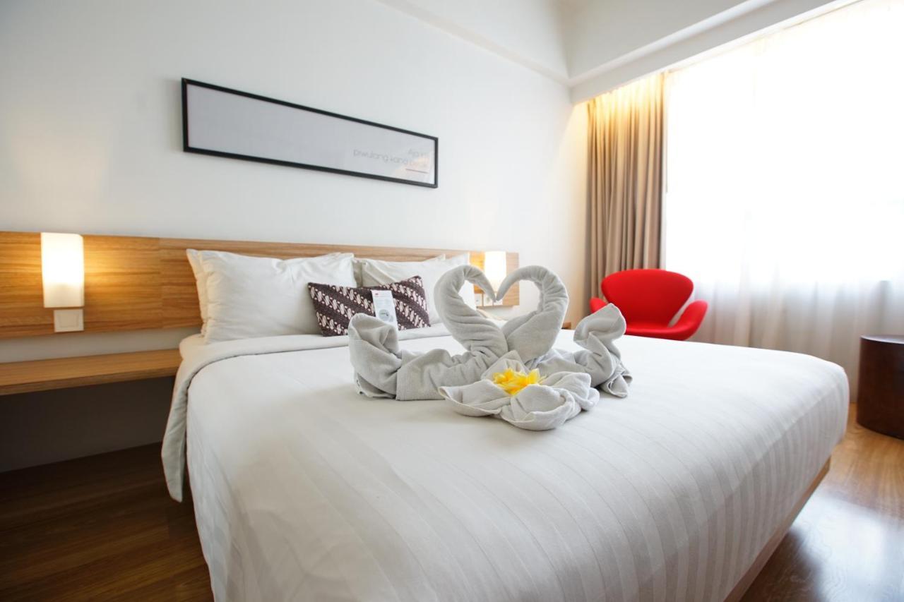 Grand Zuri Malioboro Hotel Yogyakarta Kültér fotó